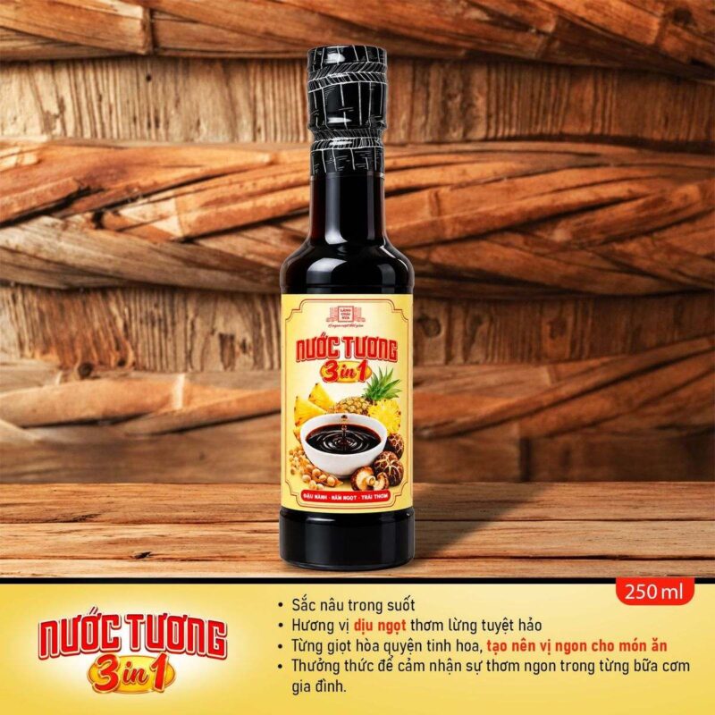 Chai nước tương 3 trong 1 Làng Chài Xưa 250ml sắc nâu trong, vị dịu ngọt